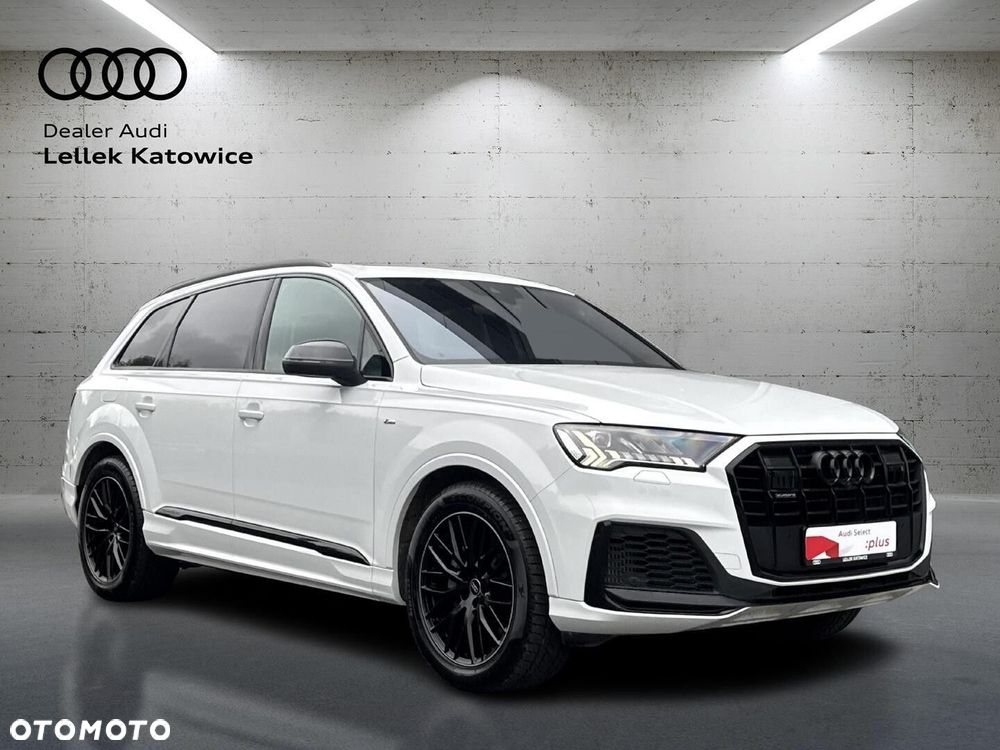 Audi Q7 - 1