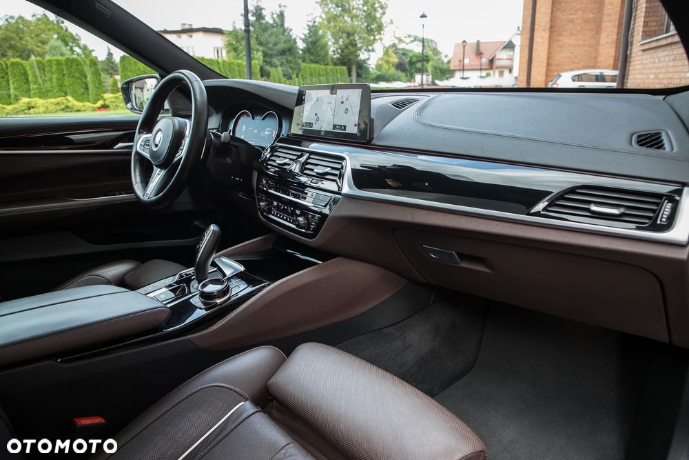 BMW 6GT 640i GPF xDrive M Sport sport - 26