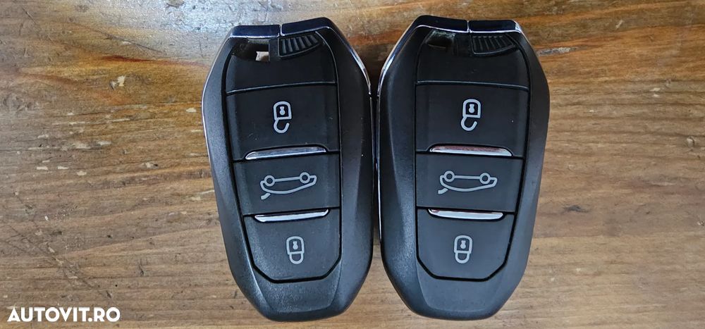 Opel Grandland X 1.2 Start/Stop Automatik Business Edition - 27