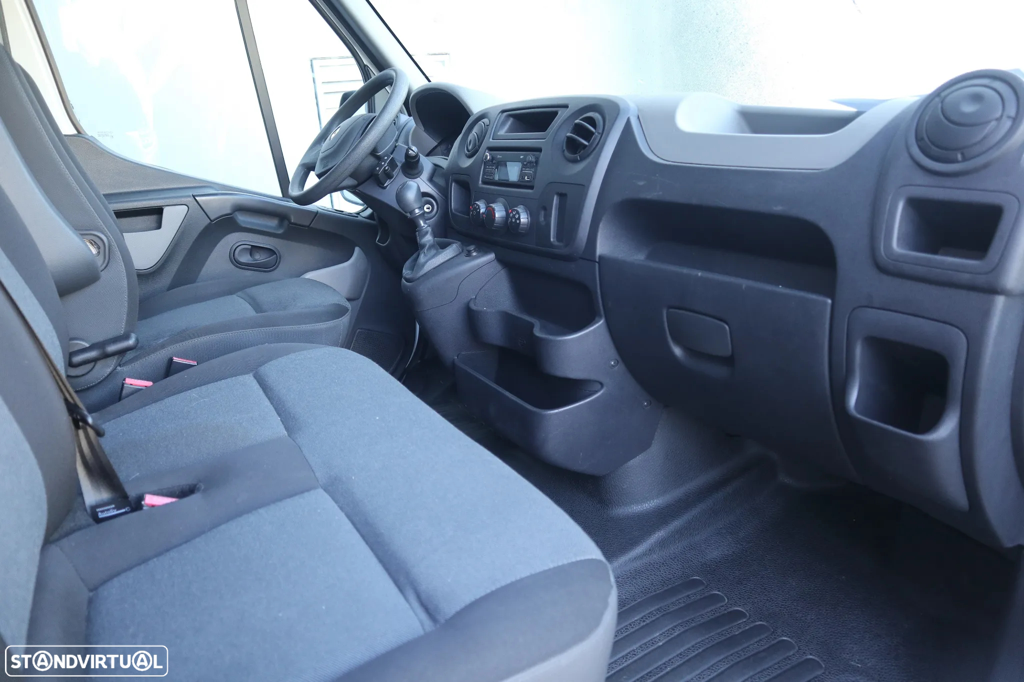 Renault Master 2.3 dCi 110 L2H2 - 9