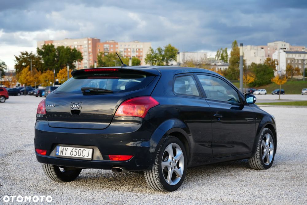 Kia Ceed - 5