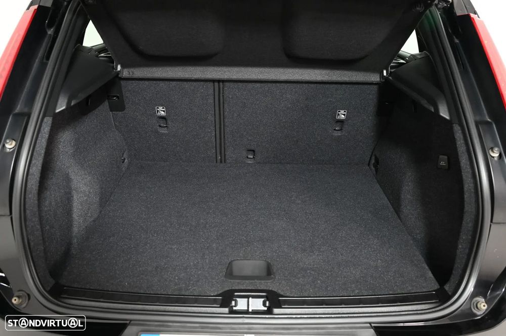 Volvo XC 40 1.5 T2 Momentum - 12