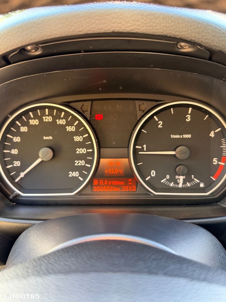 BMW Seria 1 118d - 2