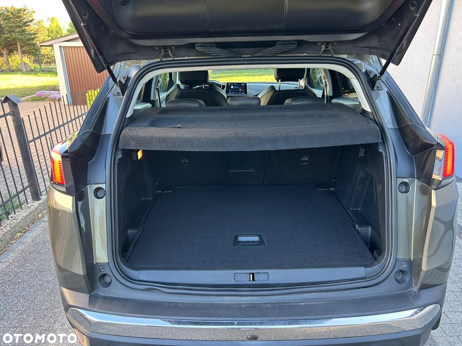 Peugeot 3008 1.5 BlueHDi Allure Pack S&S EAT8 - 14