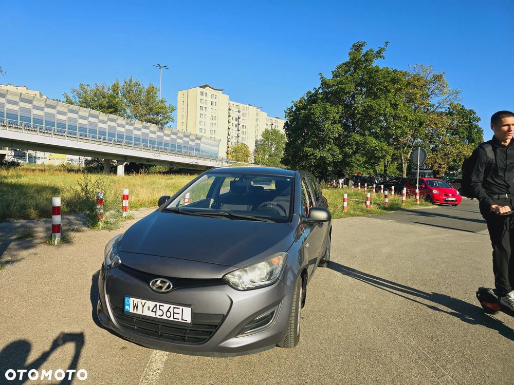 Hyundai i20 1.25 Classic + - 11