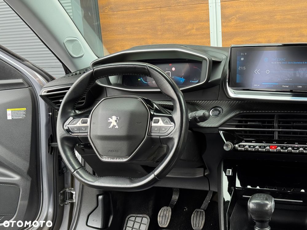 Peugeot 2008 PureTech 130 Allure Pack - 8