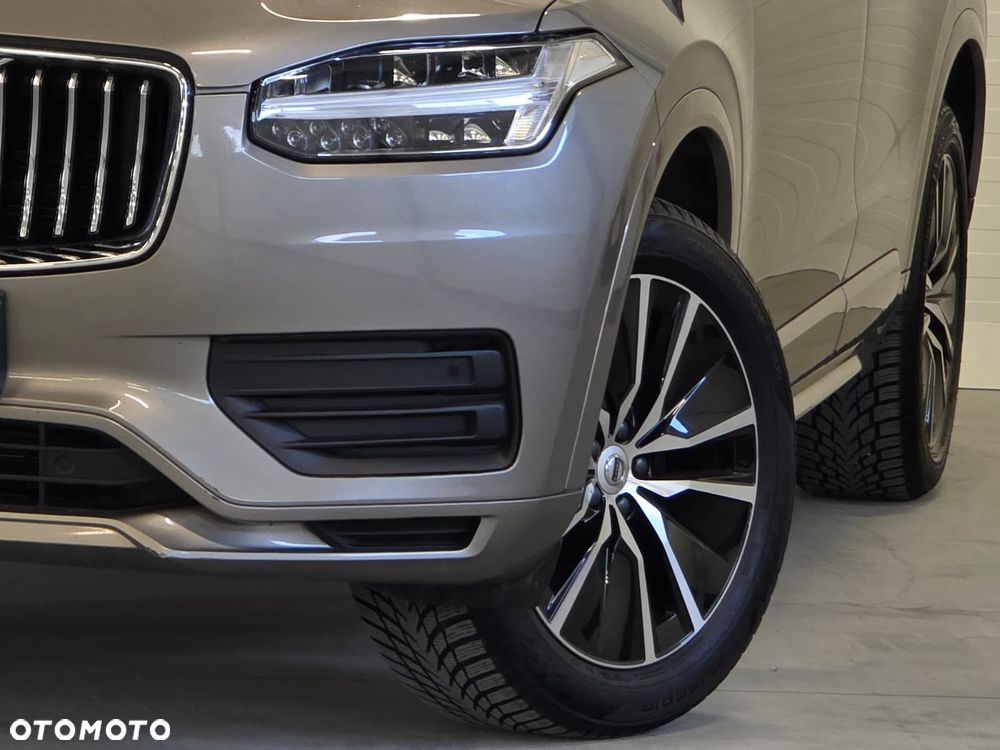 Volvo XC 90 B5 D AWD Geartronic Momentum Pro - 11