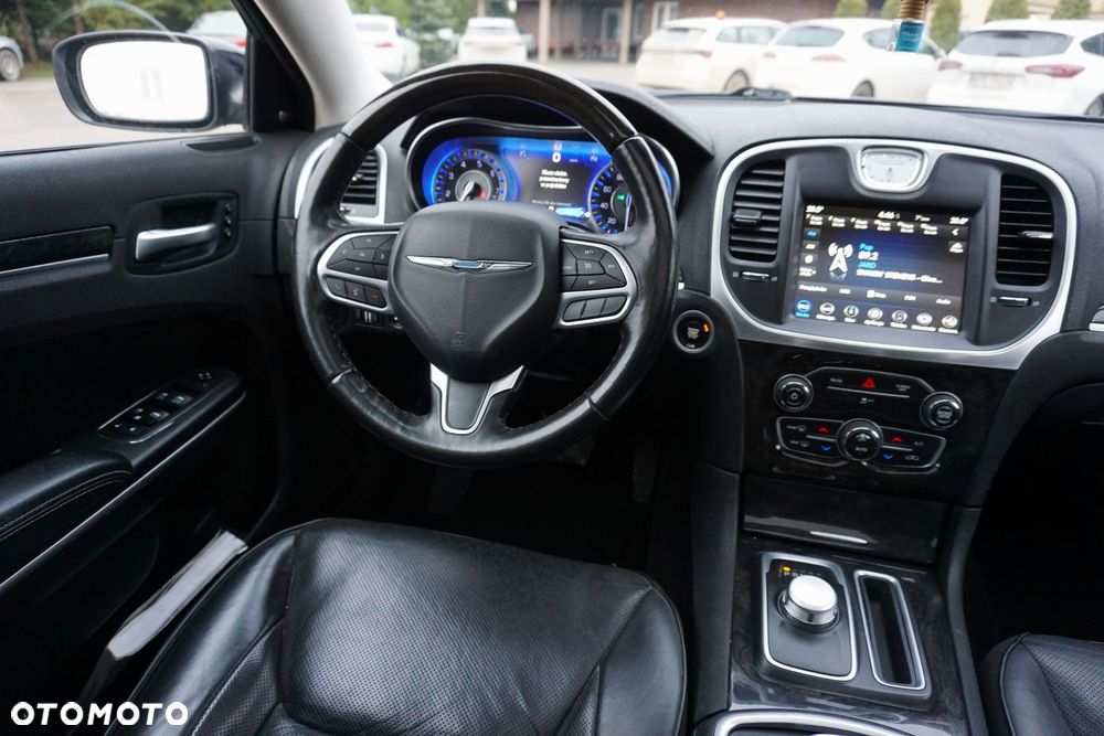 Chrysler 300 - 21