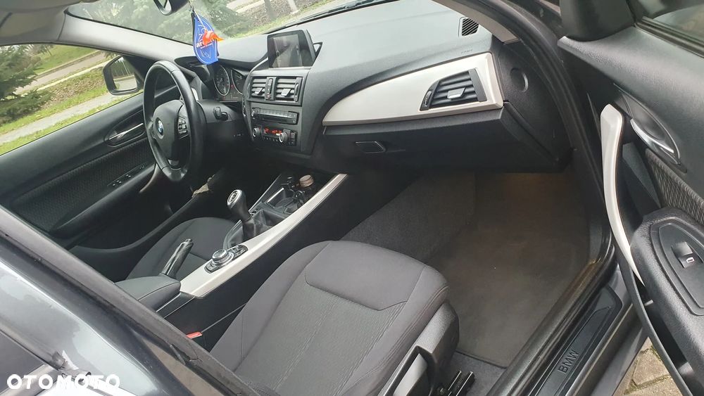 BMW Seria 1 116d DPF Edition Sport - 6