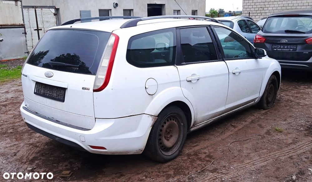 Na części Ford Focus MK2 Lift 1.8 TDCI kombi lakier Frozen White silnik skrzynia maska klapa drzwi zderzak - 5