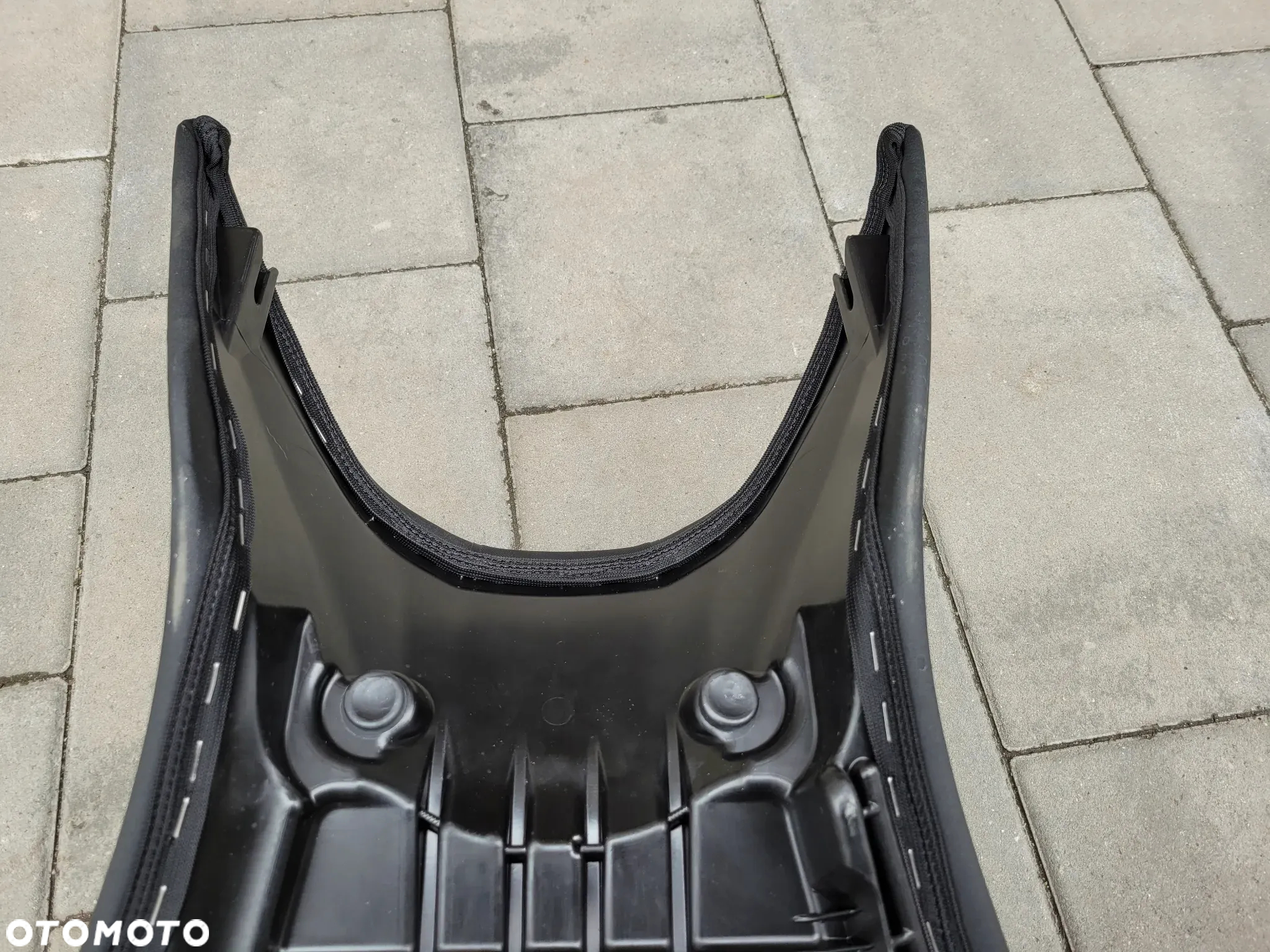Kanapa, fotel przód, siedzenie kierowcy KTM Super Duke GT 1290 - 16