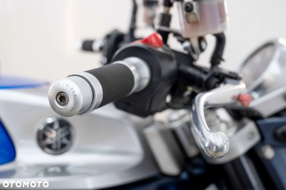 Yamaha MT - 30