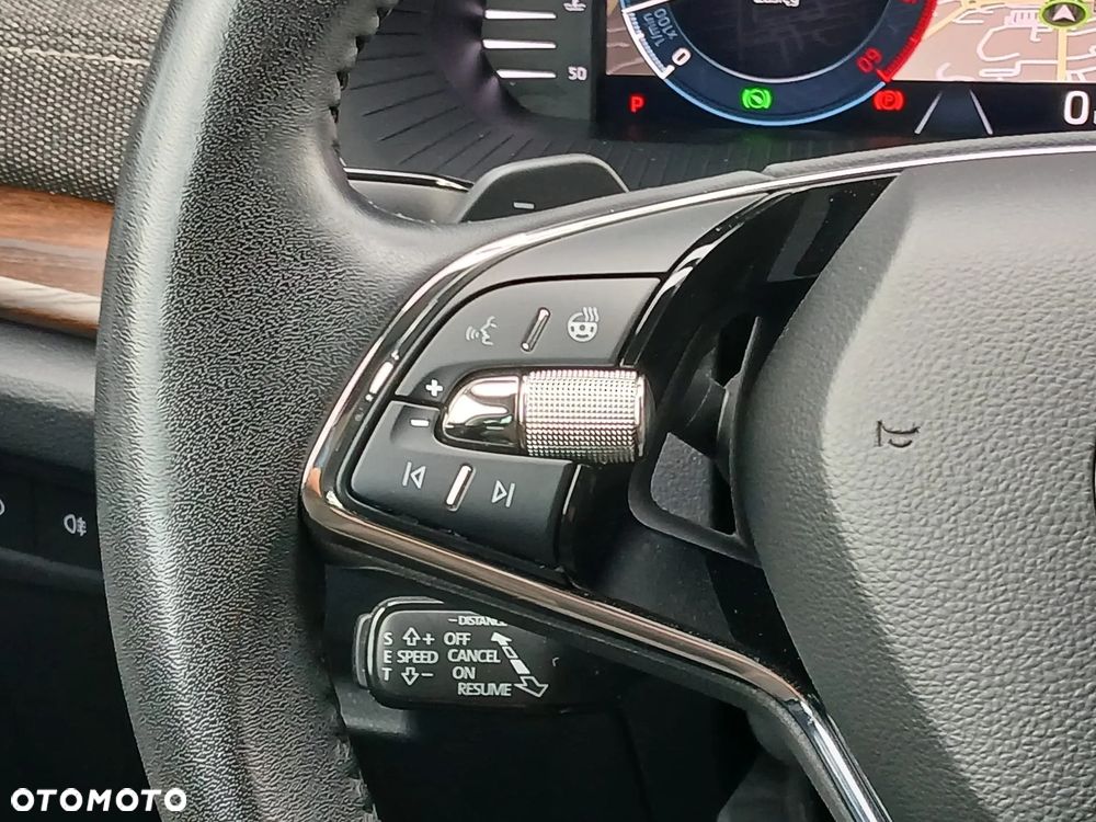 Skoda Octavia 2.0 TDI 4x4 Scout DSG - 22