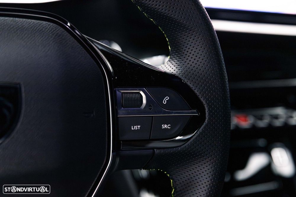 Peugeot e-2008 54 kWh GT - 25