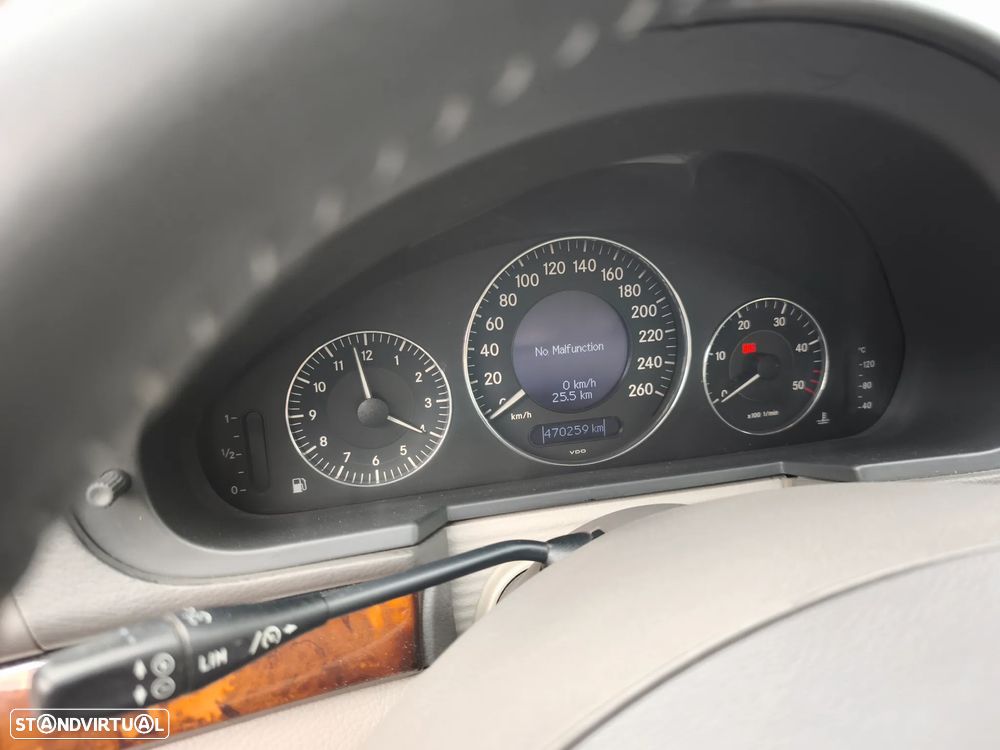 Mercedes-Benz E 220 CDI Auto Elegance - 10