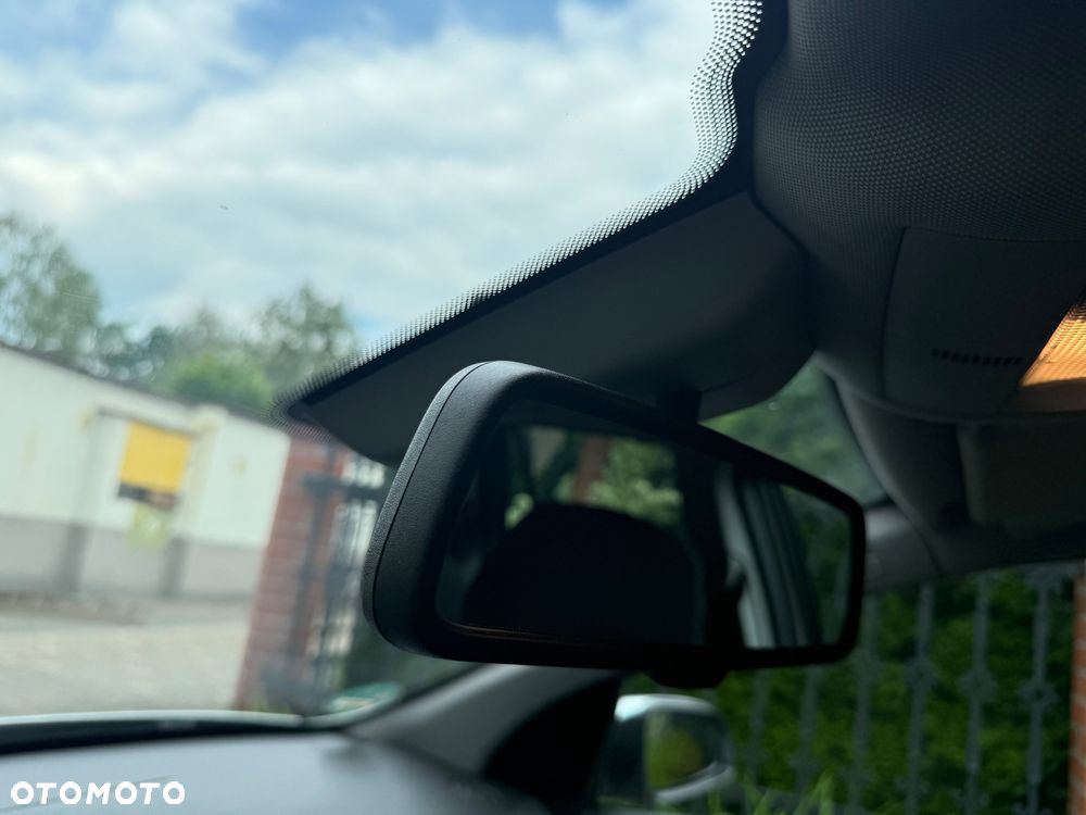 Opel Astra 1.6 Cosmo - 30