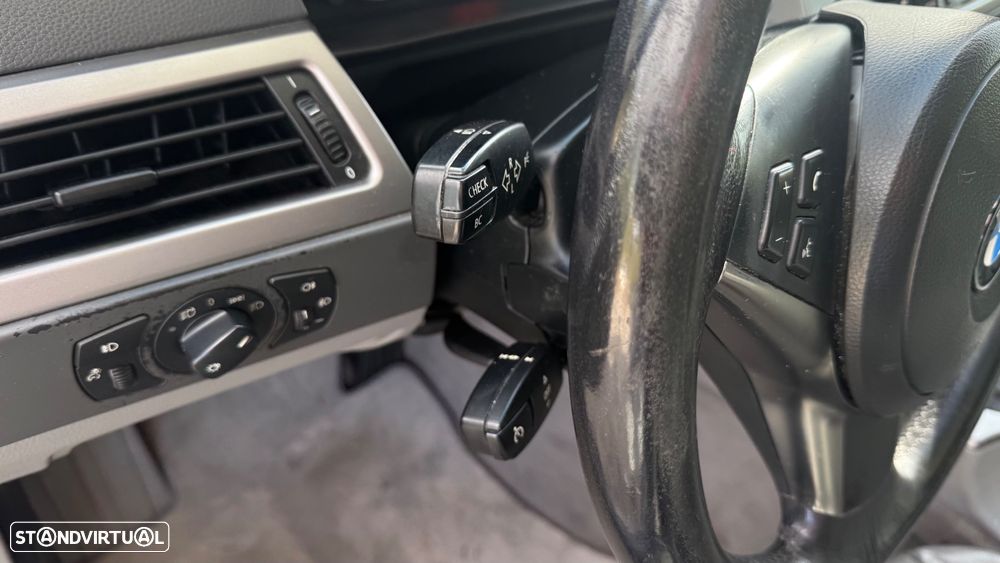 BMW 525 dA Touring - 11