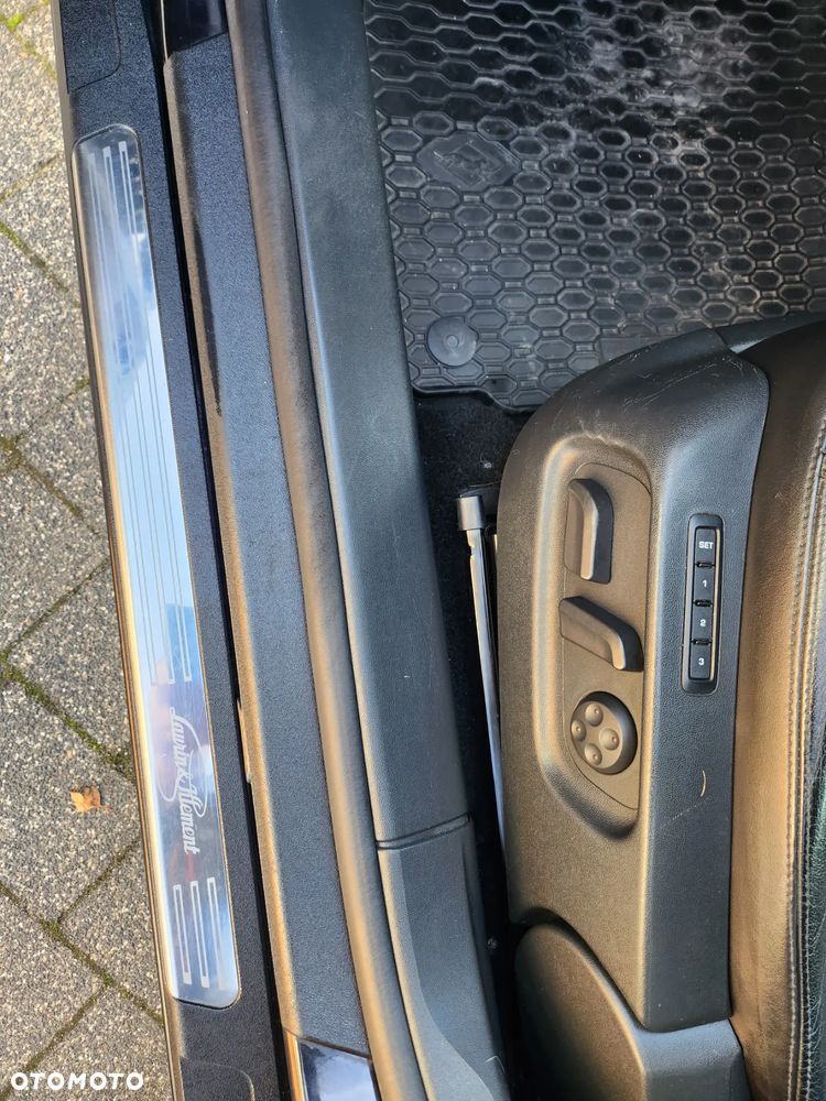 Skoda Octavia Combi 2.0 TDI Laurin & Klement - 40