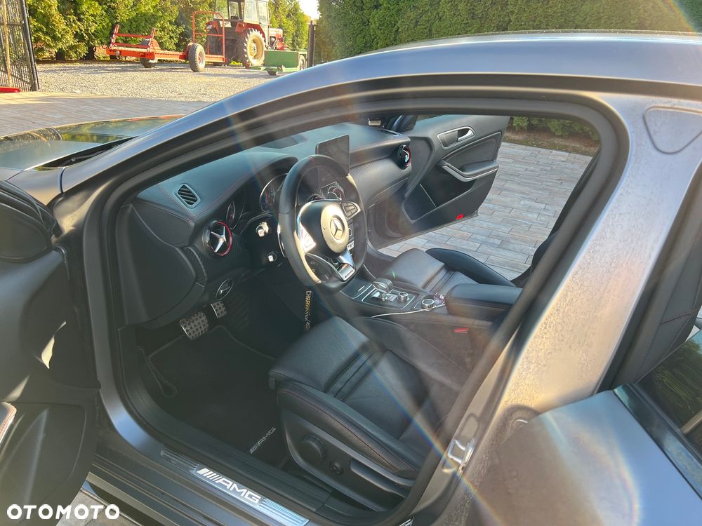 Mercedes-Benz Klasa A AMG 45 4Matic AMG Speedshift 7G-DCT - 11