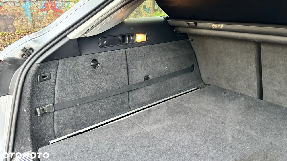 Audi A6 Avant 2.0 TDI ultra S tronic - 14