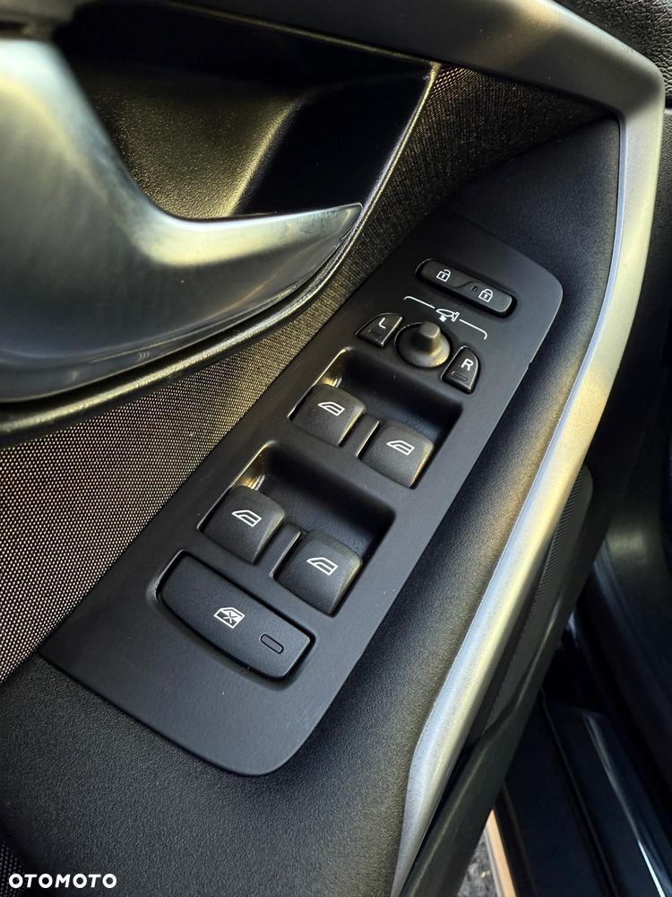 Volvo V40 Cross Country D2 Kinetic - 11