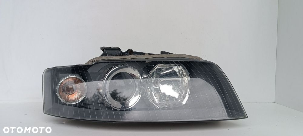 AUDI A4 B6 XENON LAMPA PRAWA PRZÓD PRZEDNIA EU 8E0941004P - 1
