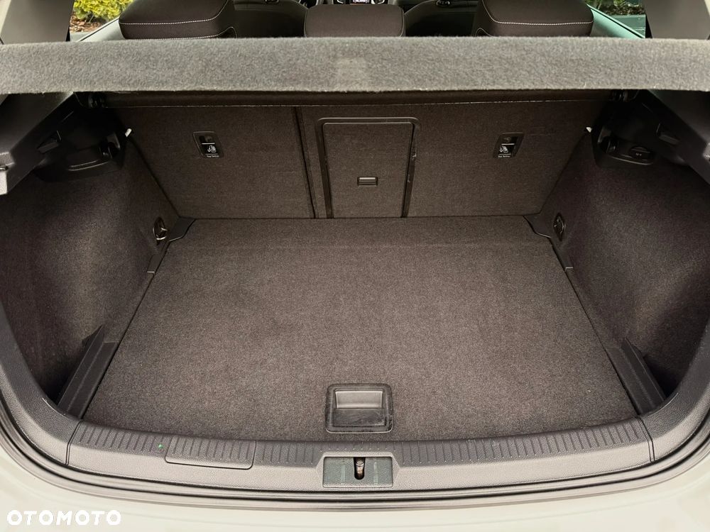 Volkswagen Golf 1.6 TDI BlueMotion Technology Trendline - 18