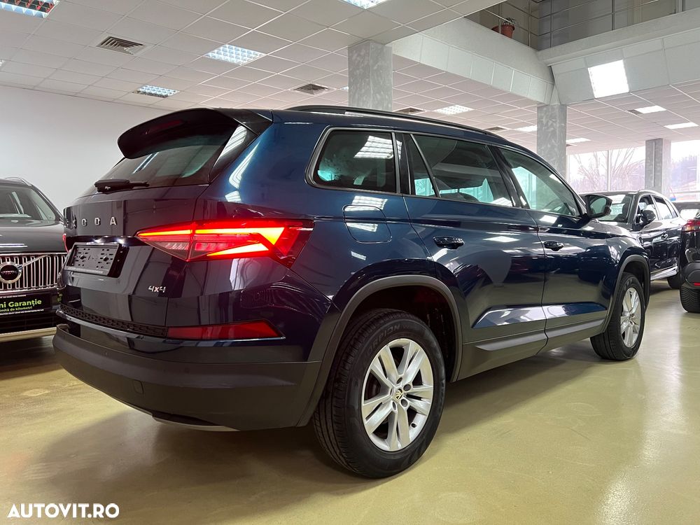 Skoda Kodiaq 2.0 TDI 4X4 DSG Sportline - 10