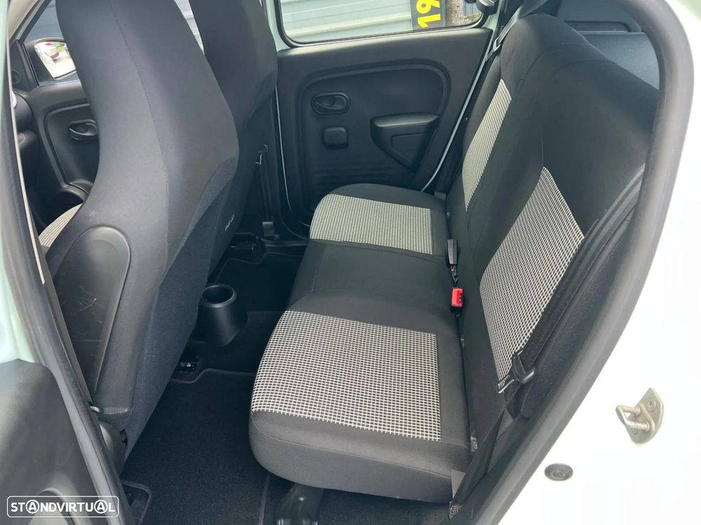 Renault Twingo SCe 70 Liberty - 17