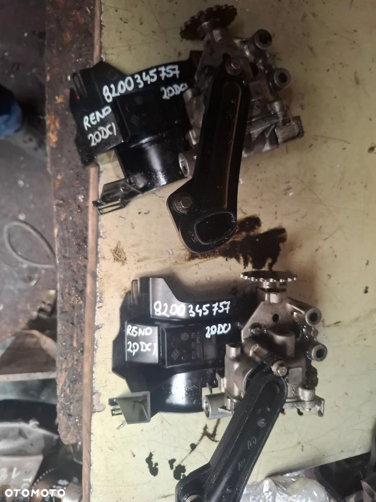 Renault TRAFIC VIVARO 2,0DCI pompa oleju smok  8200345757  150004492R - 6