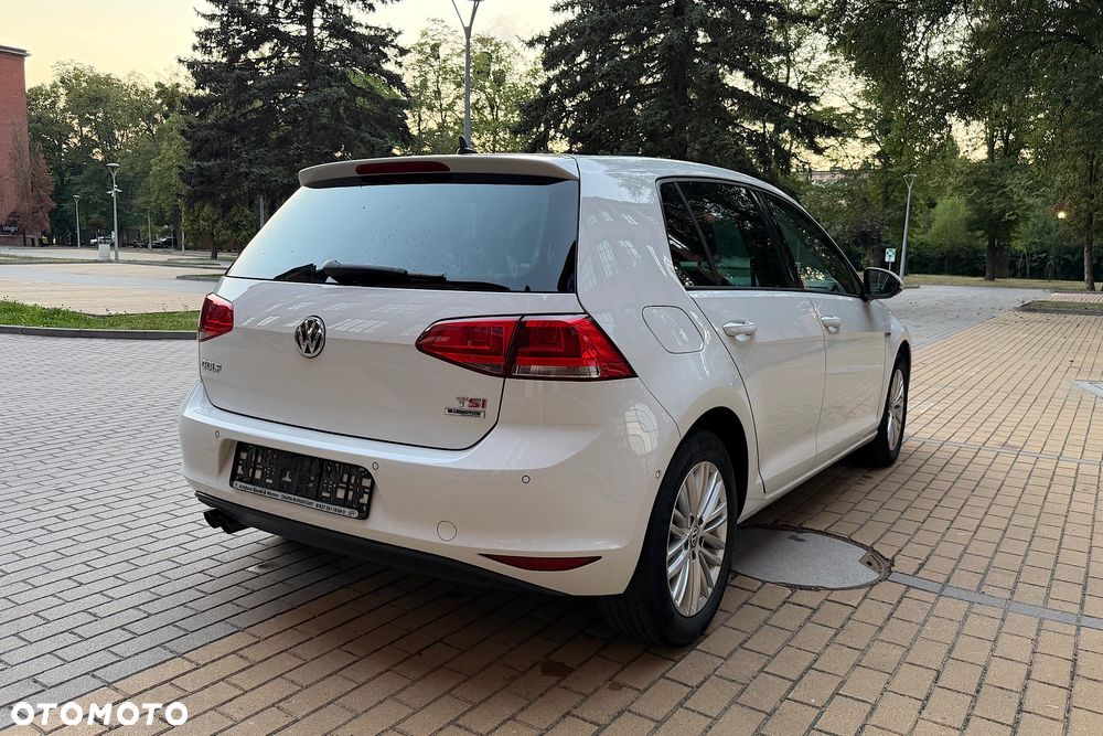 Volkswagen Golf 1.4 TSI BlueMotion Technology Cup - 12