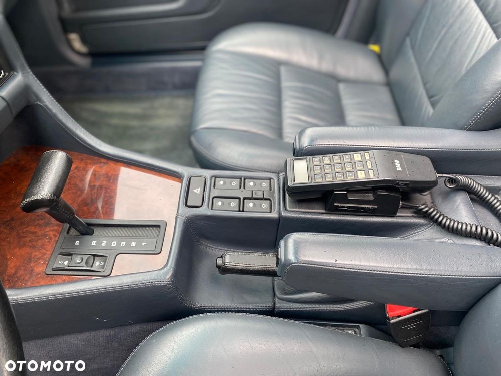 BMW Seria 7 750iL - 16