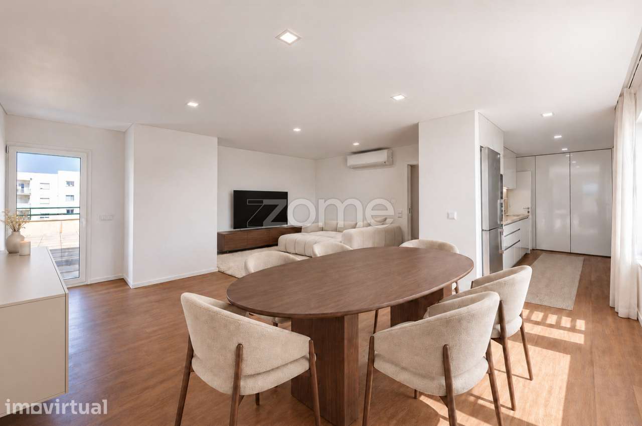 Apartamento T2 com Terraço Privativo de 100m² e Vista Mar - Grande imagem: 3/15