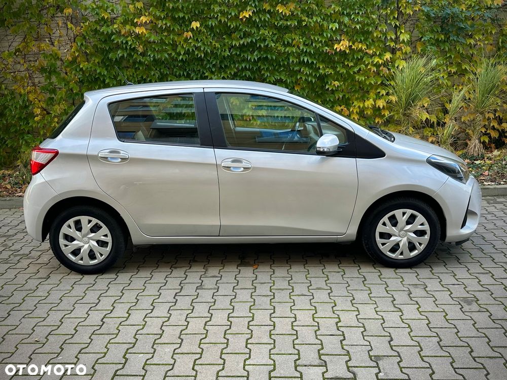Toyota Yaris 1.5 Premium - 31