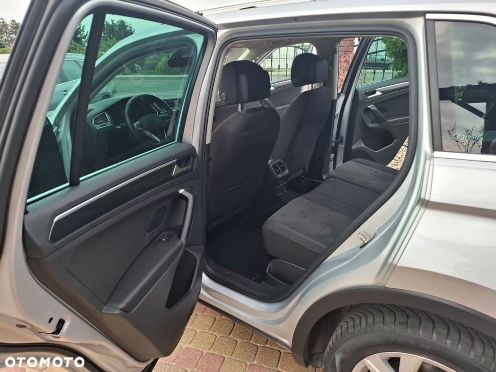 Volkswagen Tiguan 2.0 TDI SCR Elegance DSG - 11