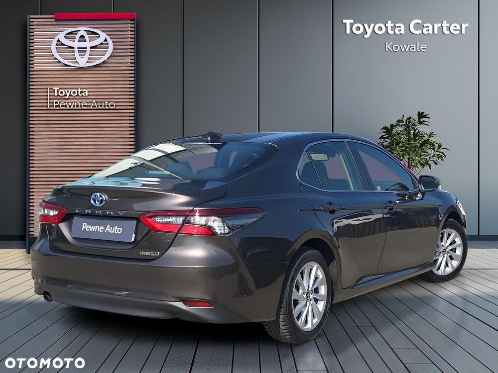 Toyota Camry 2.5 Hybrid Comfort CVT - 6