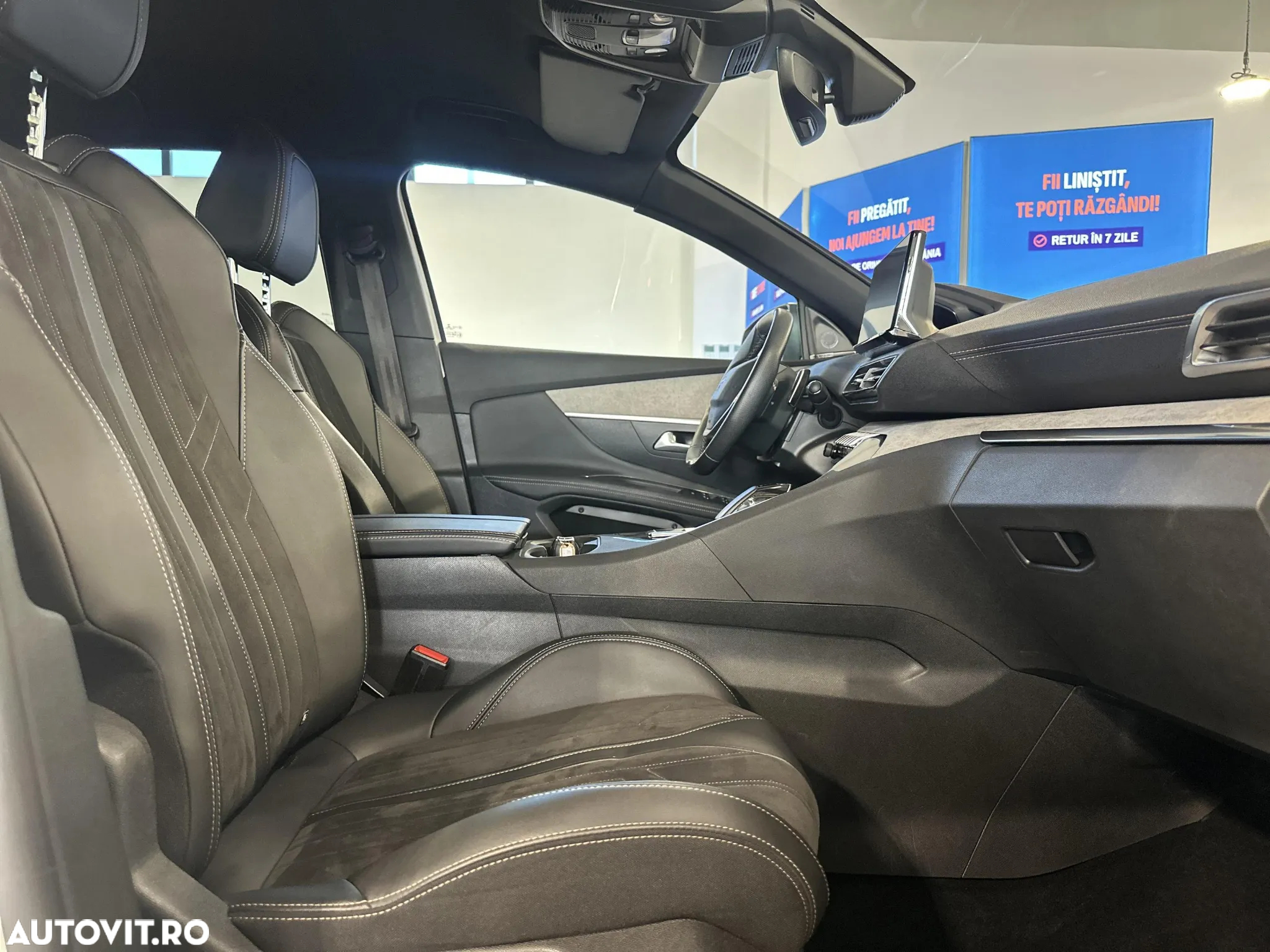 Peugeot 3008 PHEV EAT8 GT Pack - 11