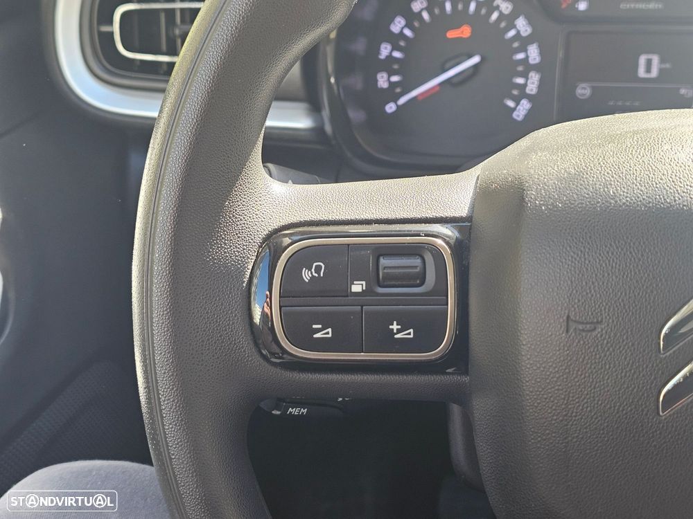 Citroën C3 1.2 PureTech Shine - 16