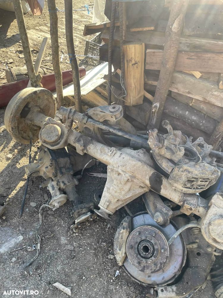 Vând grup fata ,spate de Toyota hilux 4 runner - 3