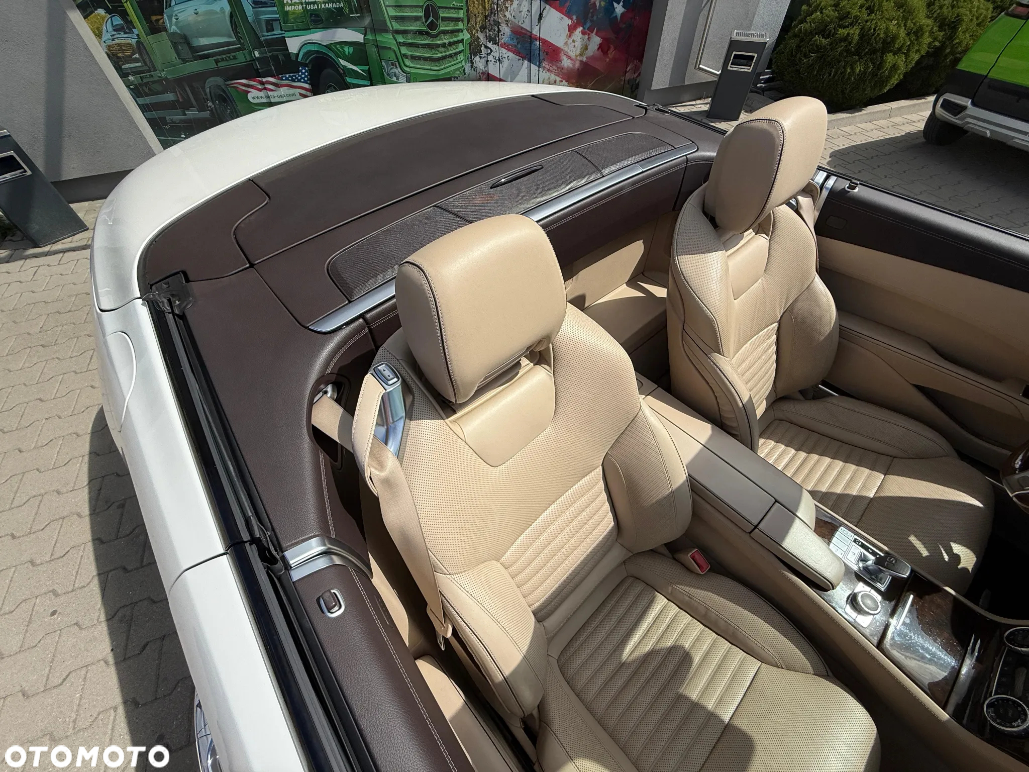 Mercedes-Benz SL - 28