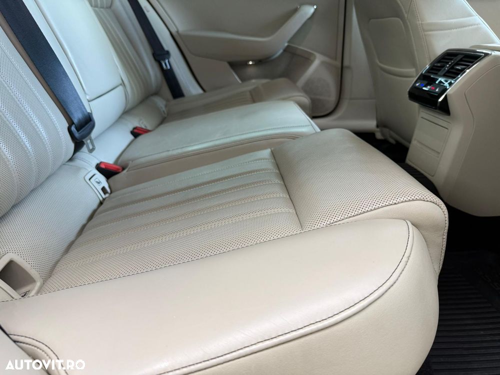 Skoda Superb 2.0 TDI 4x4 DSG Premium Edition - 32