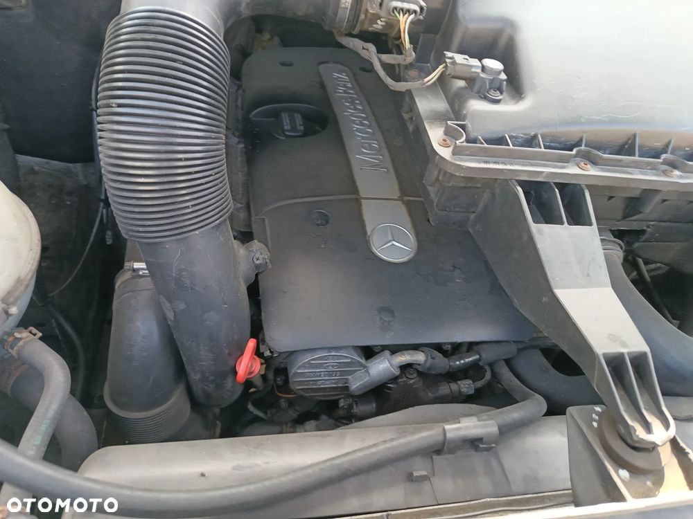 Mercedes-Benz Sprinter 2.7 CDI 9 osób klima hak 3 tony - 10