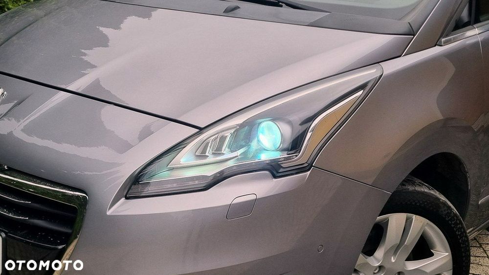 Peugeot 5008 - 3