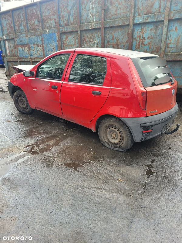 Części- Fiat Punto 1242 44kW benzyna 2004r. Benzyna