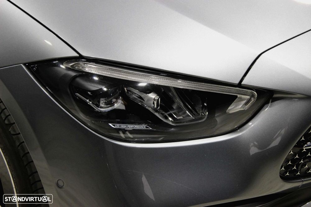 Mercedes-Benz C 300 de AMG Line - 3