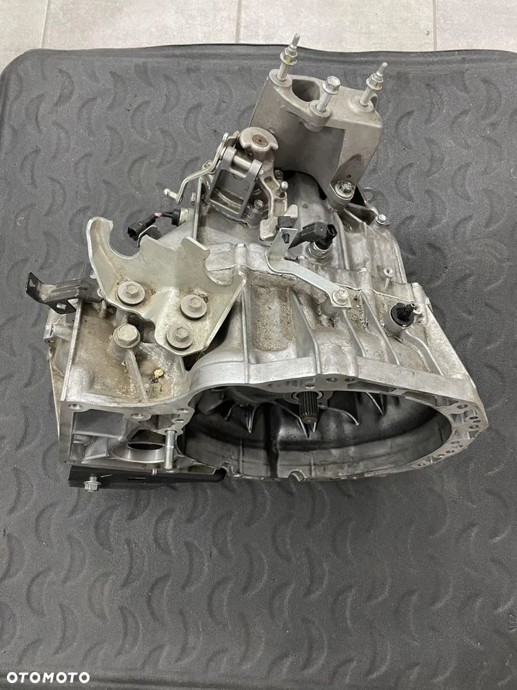 Skrzynia biegów Suzuki SX4 S-Cross 1.4TB Hyb 2022 OE - 1