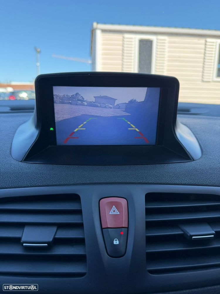 Renault Mégane 1.5 dCi Dynamique - 32