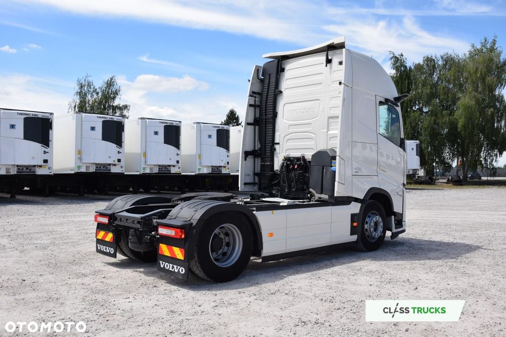 Volvo FH 460 AERO Globetrotter XL ACC i-Save I-ParkCool SideSkirts Mirror Cam - 5