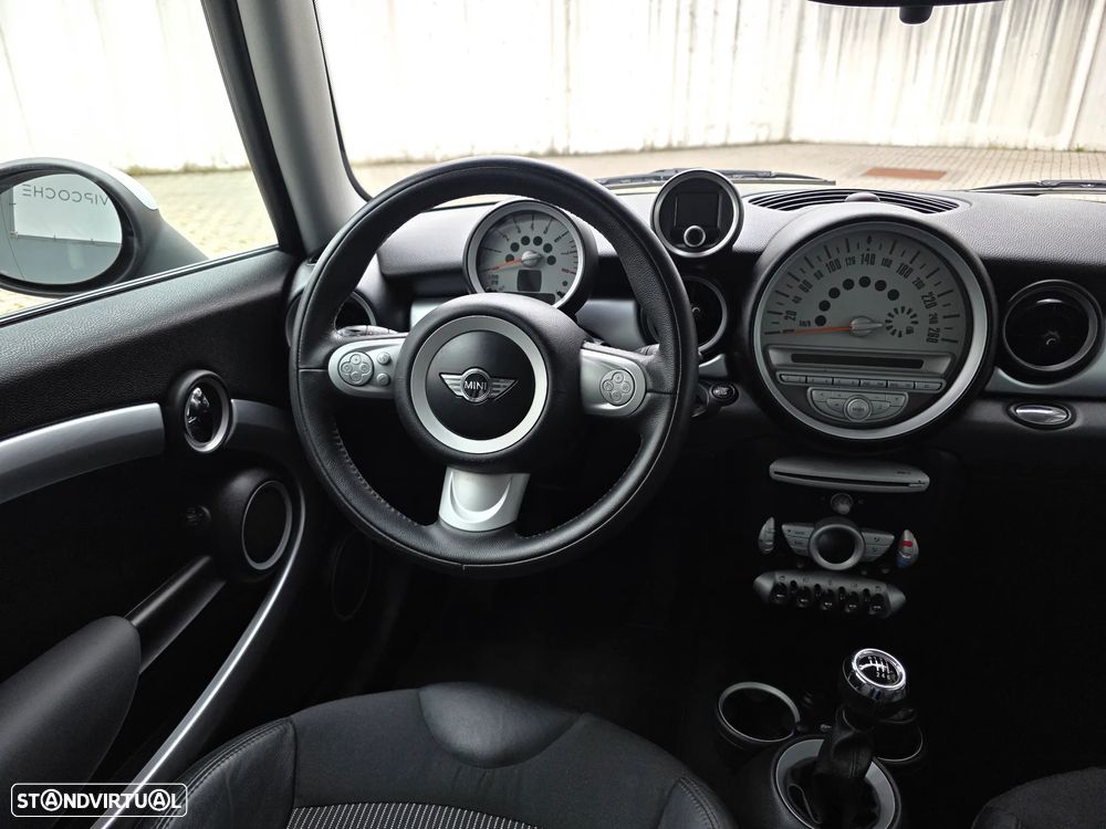 MINI Clubman Cooper - 35