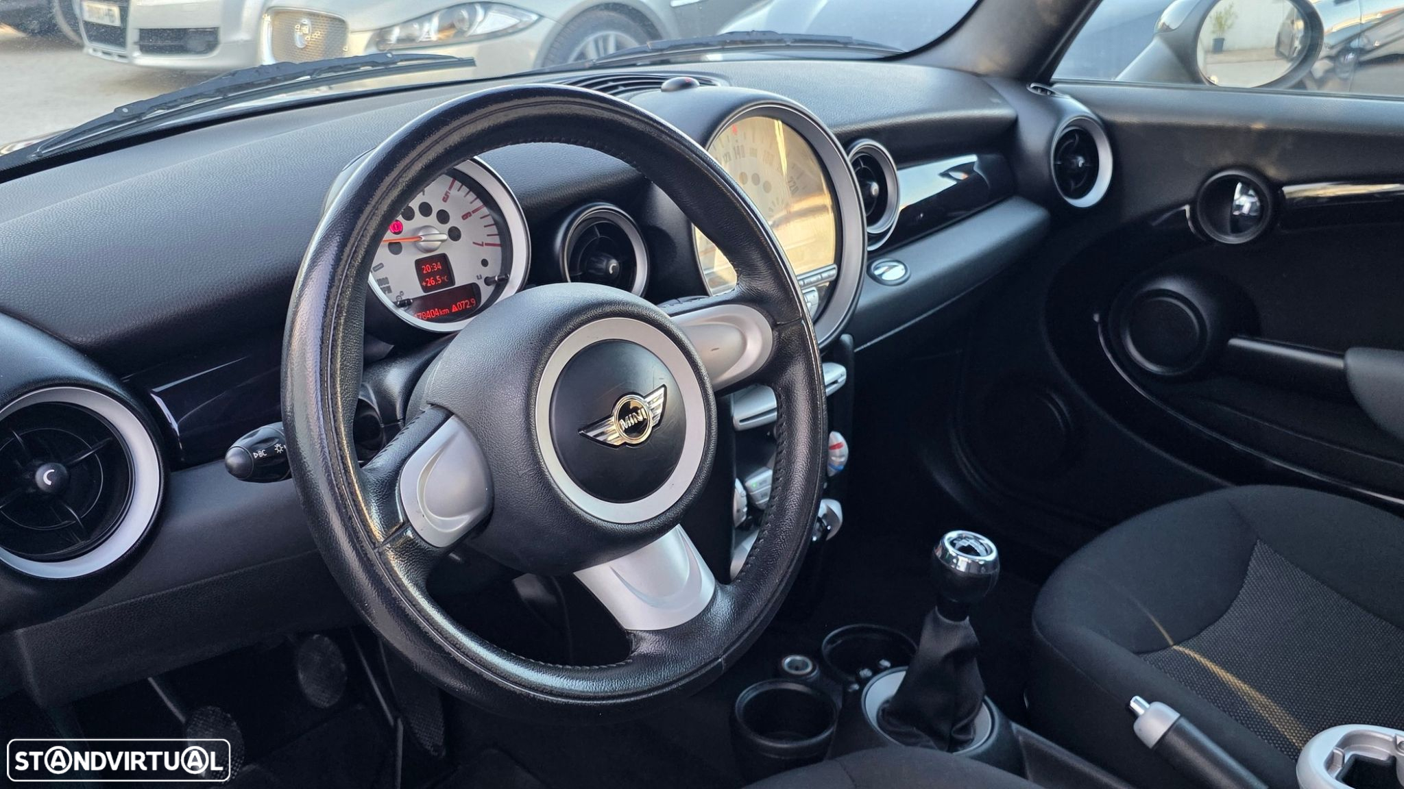 MINI 3 Portas Cooper D - 16